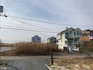 177 BAY SHORE DRIVE