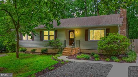 165 WOODSIDE TRAIL