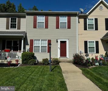 6744 PAULINE COURT