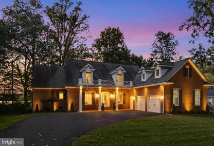 8535 COLLEEN DRIVE
