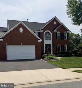 2706 MYRTLEWOOD DRIVE