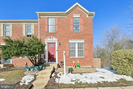 156 FOXCHASE DRIVE