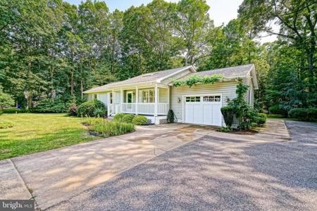 7 ROBERTS ROAD