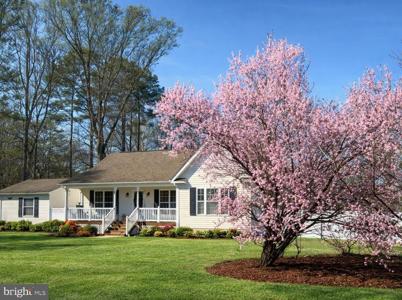 198 CEDAR LANE