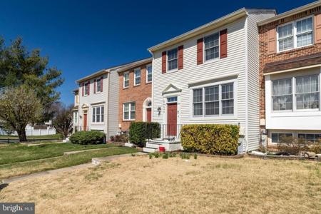 490 WATSON COURT