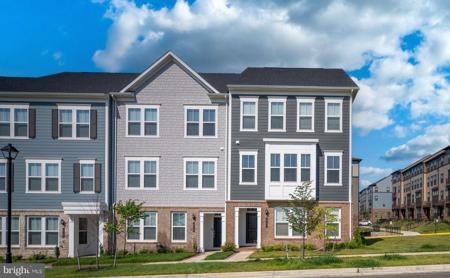 1747 RIVERBLUFF AVENUE