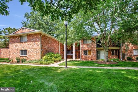 211 VICTOR PARKWAY
