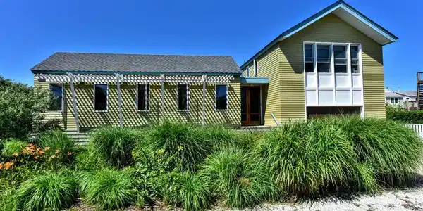 54 LONG BEACH BOULEVARD