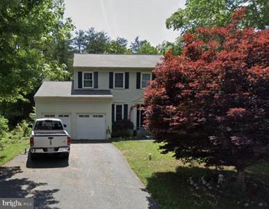 34 SUMMERWOOD DRIVE