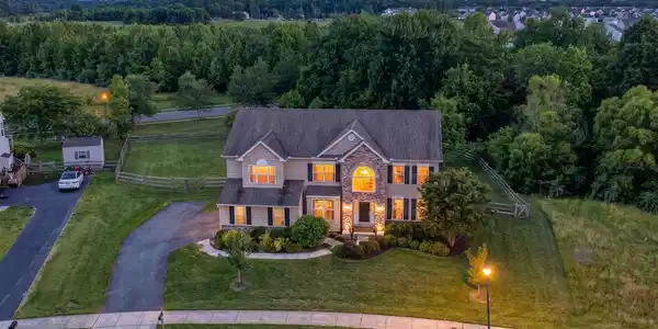 549 AVIEMORE DRIVE