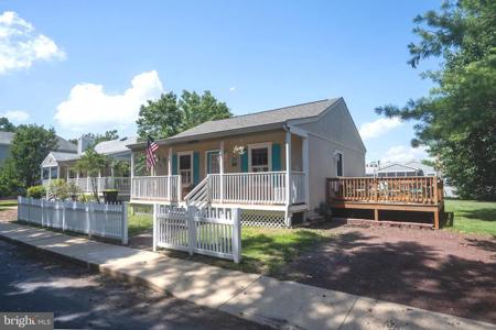 38598 JAMESTOWN CIRCLE