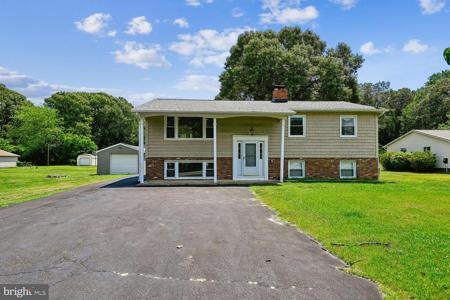 7879 ELIZABETH ROAD