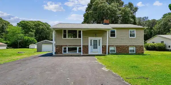 7879 ELIZABETH ROAD