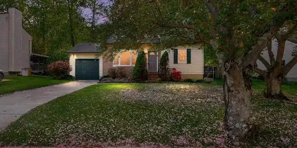 511 NORTON LANE