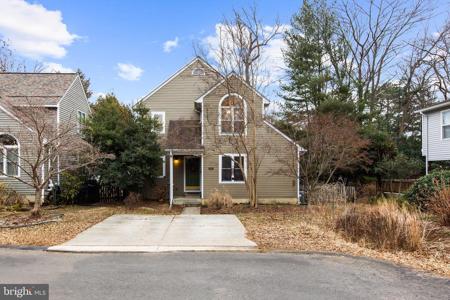 1560 RITCHIE LANE