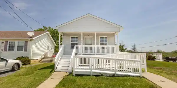 153 4TH STREET