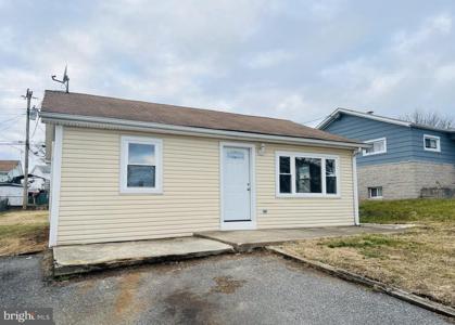 34 COMPASS ROAD