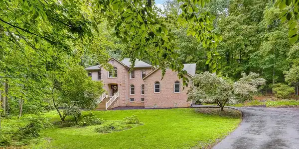 104 DENT ROAD