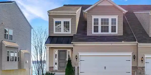 116 TRAILS WAY
