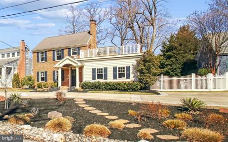 7 HERNDON AVENUE