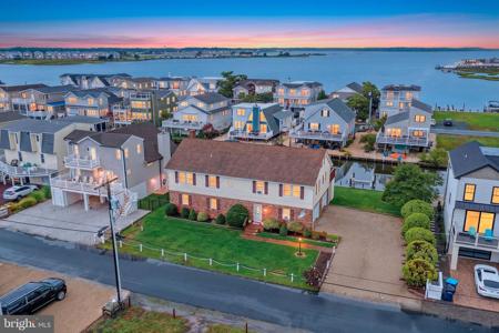 47 BAYSIDE DRIVE