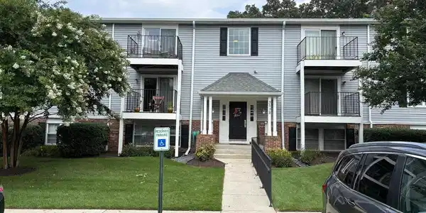 3503 WEDGEWOOD COURT