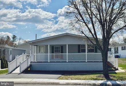 167 WOODS WAY