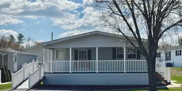 167 WOODS WAY