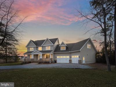 32 MANOR DRIVE