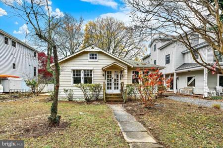12 DECATUR AVENUE