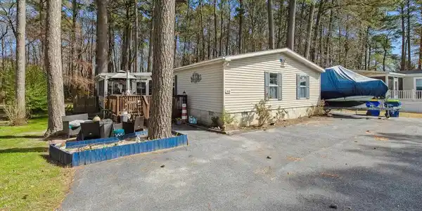 35617 BOAT HOUSE LANE