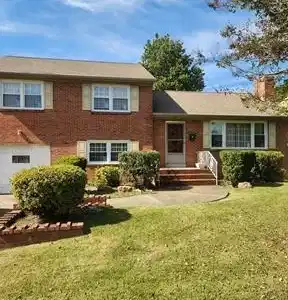 5 SMALLWOOD LANE