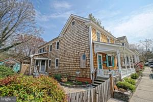 113 E 4TH STREET