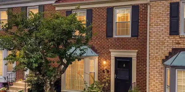 1202 BRUNSWICK COURT