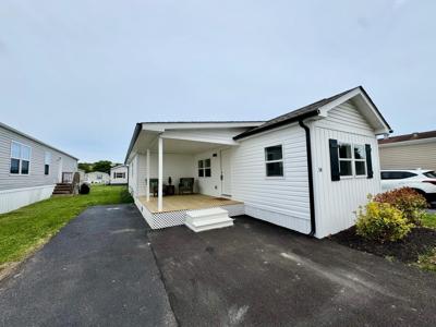 14 COLONIAL LANE