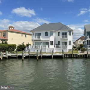 311 HERON GULL COURT