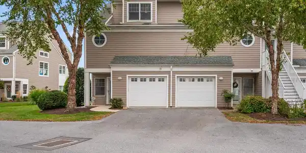 38240 LOOKOUT LANE