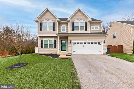7821 MAPLE RUN COURT