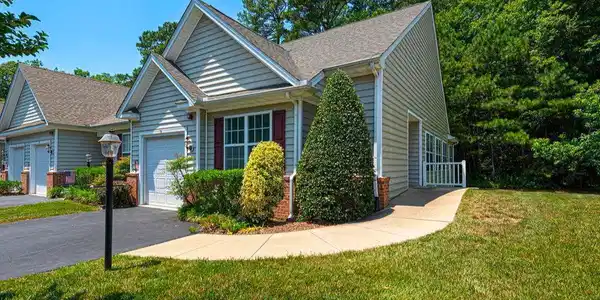 13 HATTERAS STREET