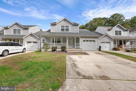 560 TWIN COVE LANE