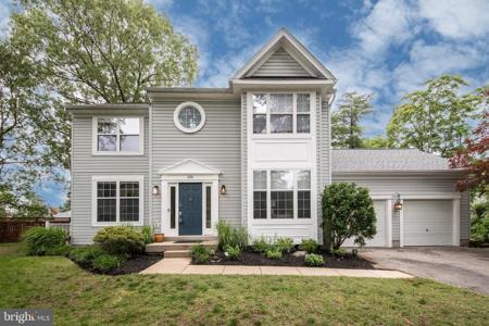 426 SCHOOLERS POND WAY