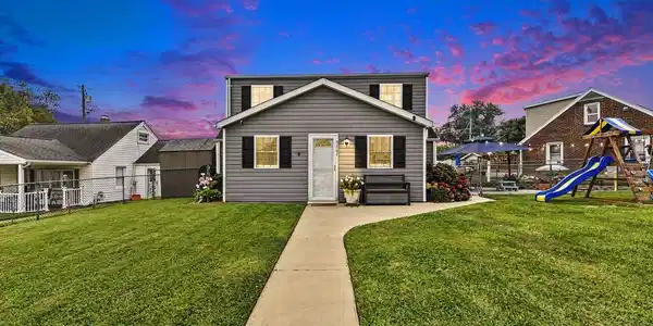 3167 BAYBRIAR ROAD