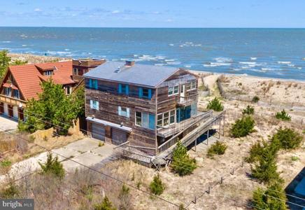 2810 BAYSHORE DRIVE