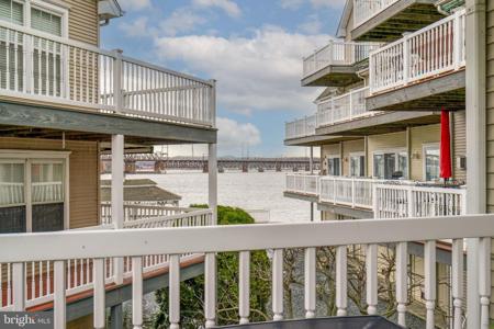 200A POINTE WAY