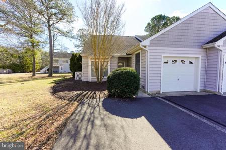 31963 TOPSAIL COURT