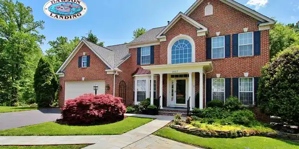 1617 WHISTLING SWAN WAY