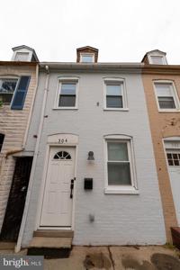 304 WOLFE STREET