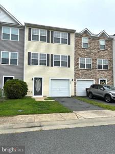 206 OYSTER CATCHER COURT
