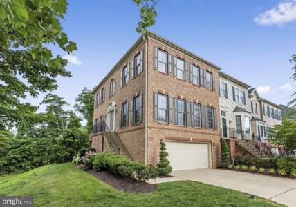 158 RIVERTON PLACE