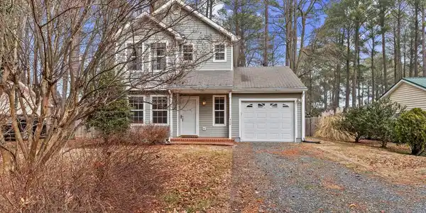 926 CALVERT